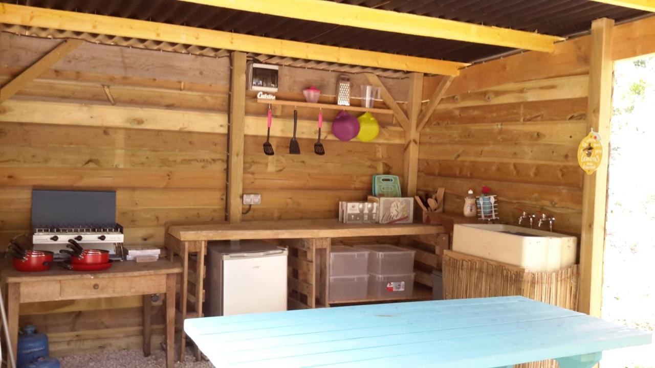 Camping Bois De St Hilaire Chalandray Exterior photo