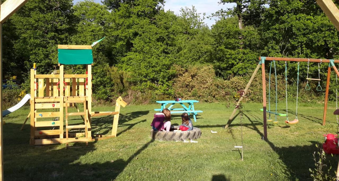 Camping Bois De St Hilaire Chalandray Exterior photo