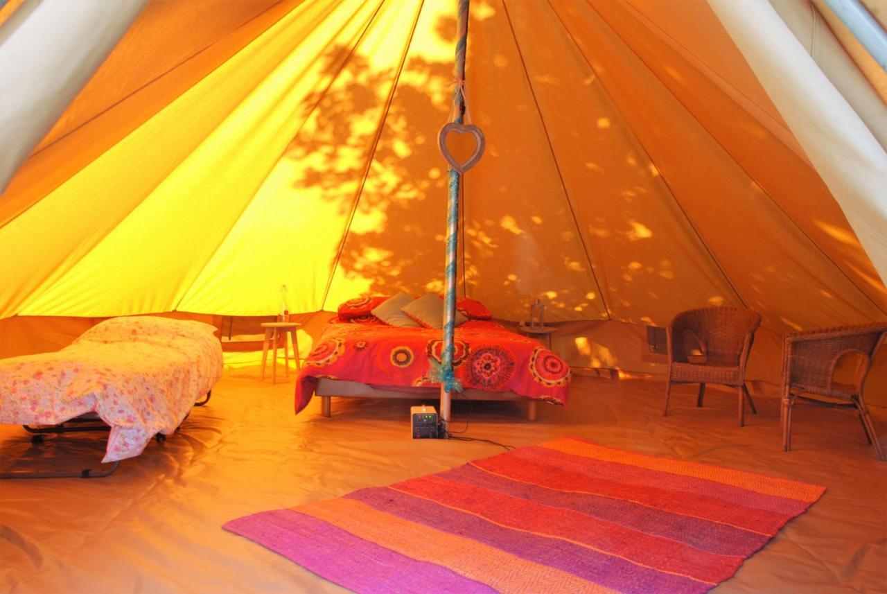 Camping Bois De St Hilaire Chalandray Exterior photo